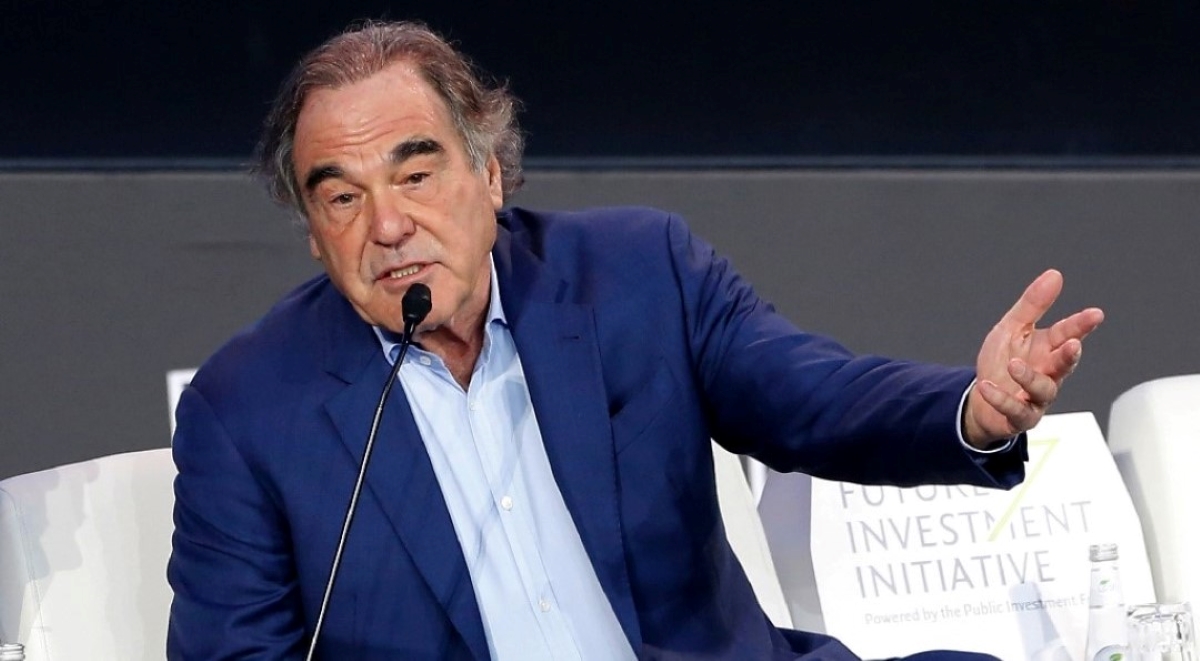 Oliver Stone detona John Wick 4