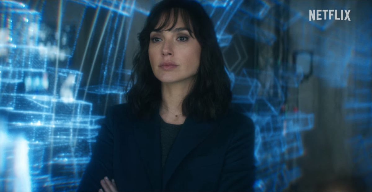 Gal Gadot em cena do trailer de Agente Stone