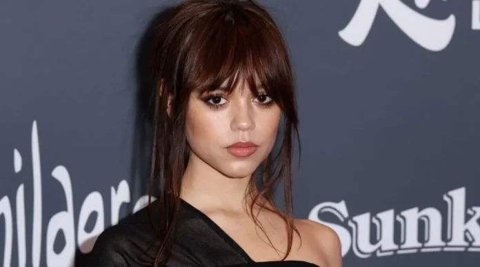 Jenna Ortega pode superar Angelina Jolie como a pessoa mais jovem indicada a dois Emmys ao mesmo tempo
