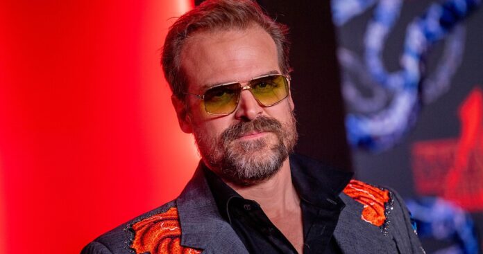 David Harbour, fala sobre o fim da série Stranger Things.