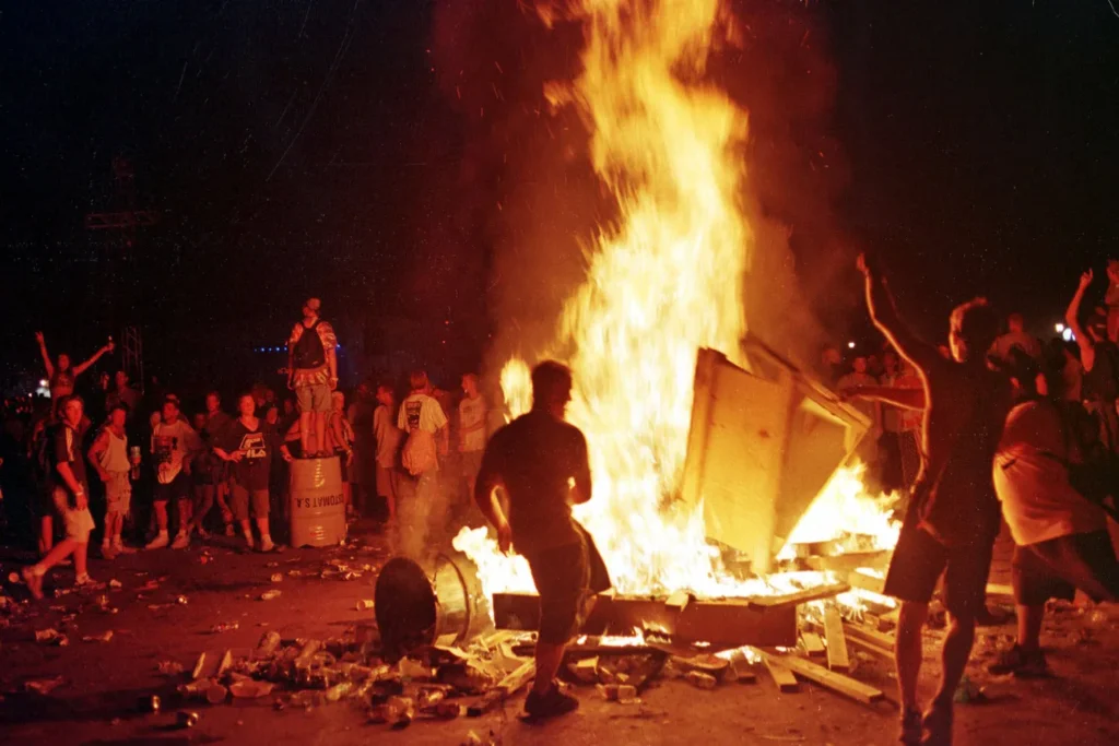 O atributo alt desta imagem está vazio. O nome do arquivo é woodstock-99-1024x683.webp