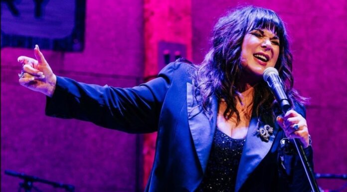 Ann Wilson: 