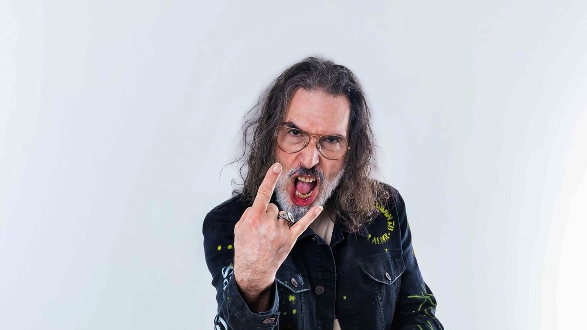 Lobão detesto metaleiro. É o corintiano, sabe Tosco e primitivo. O metal é tacanho, só de testosterona e grotesco