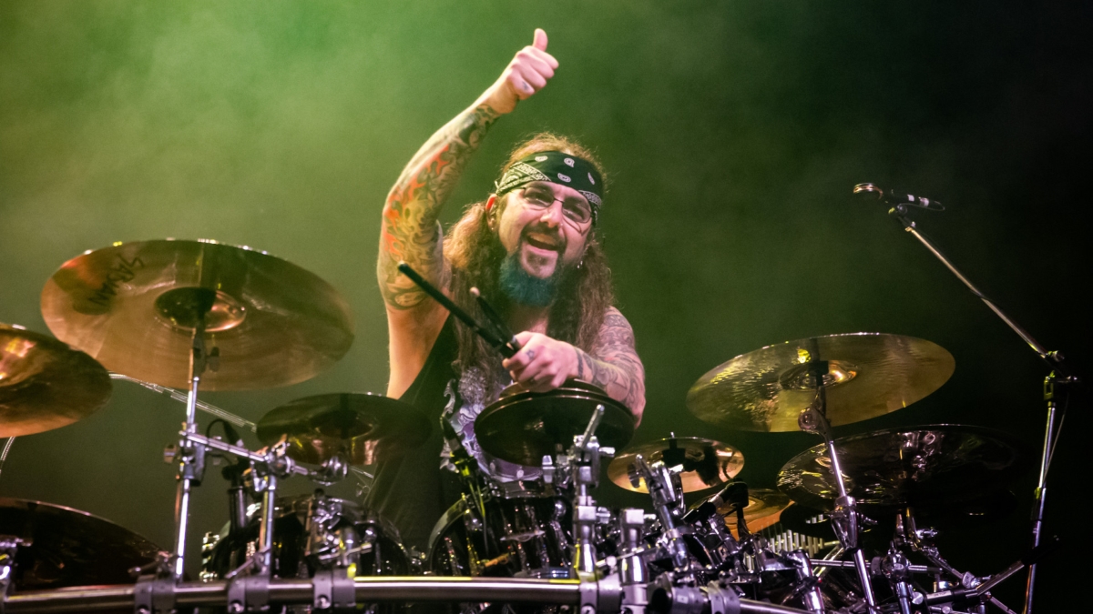 "Eloy é o segundo melhor baterista para o Slipknot", diz Mike Portnoy