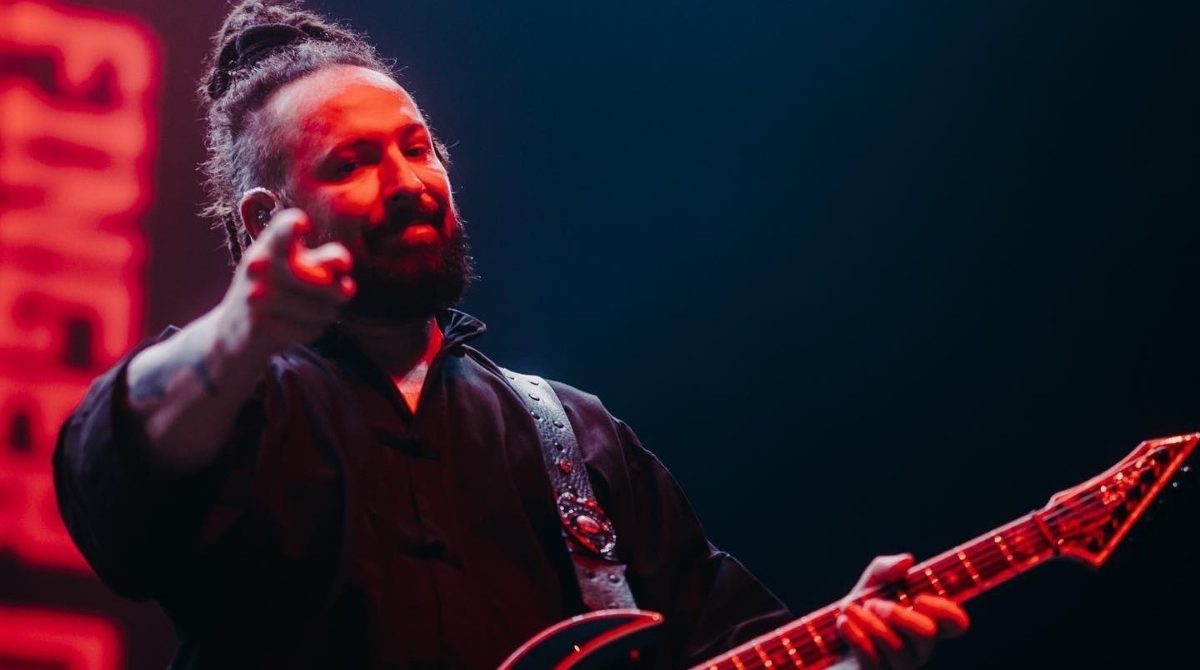 Five Finger Death Punch: "troozões" prejudicam a cena, afirma Zoltan Bathory