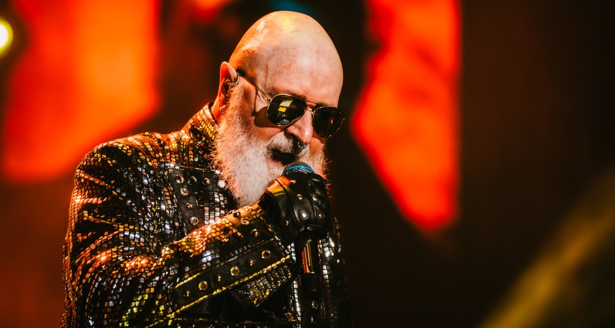 Judas Priest é um momento maravilhoso quando você sai do armário, relembra Rob Halford