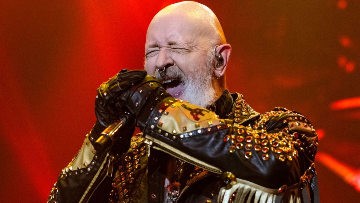 Judas Priest nossos fãs são espertos, são inteligentes. Eles entendem este mundo em que vivemos, diz Rob Halford