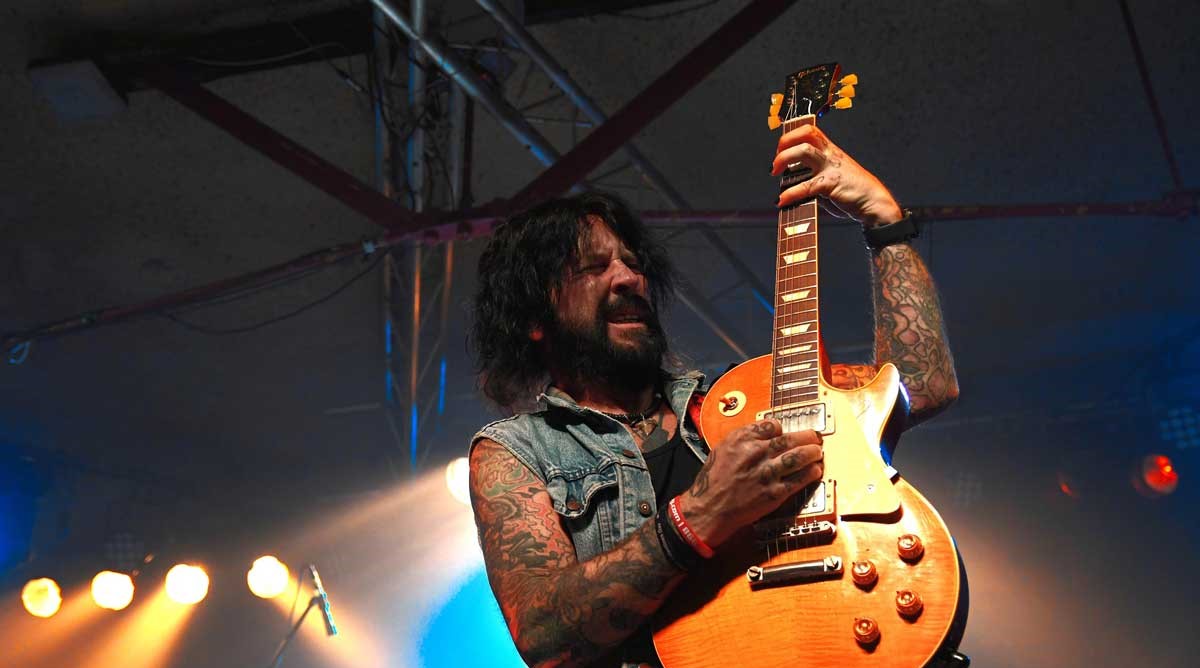 L.A. Guns cristãos reclamam de tudo, diz Tracii Guns sobre protestos de religiosos nos Jogos olímpicos de Paris