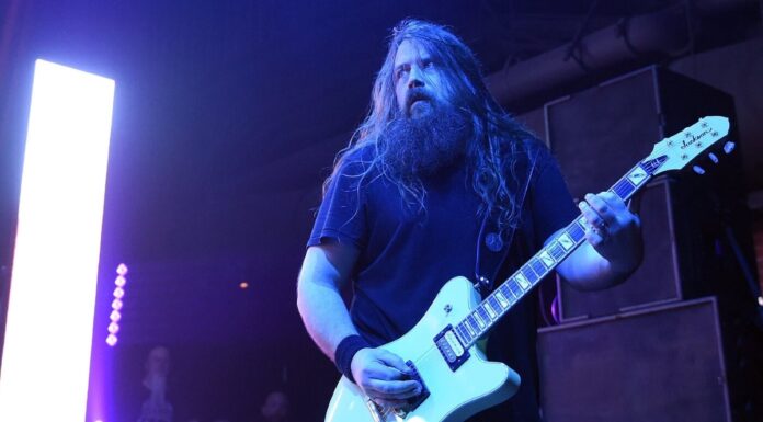 Lamb Of God a divisão ideológica americana é uma mercadoria. Todos nós estamos sendo comercializados, diz Mark Morton