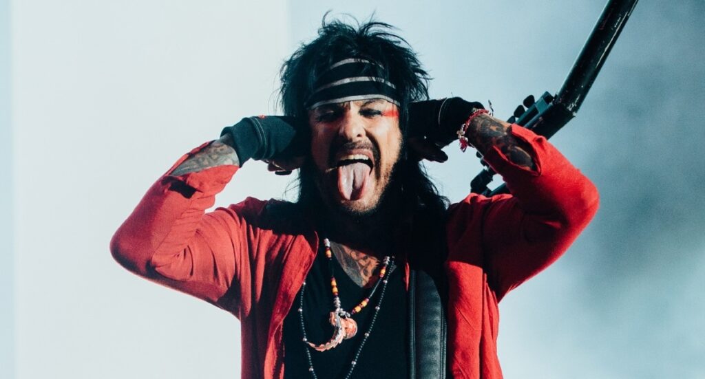 Mötley Crue agora todo mundo é crítico musical, mas não pedimos a opinião de vocês, diz Nikki Sixx