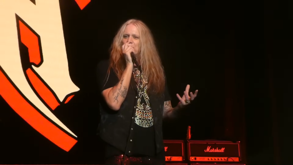 Sebastian Bach pede para que fãs parem de ouvir sua música se não concordam com sua visão política