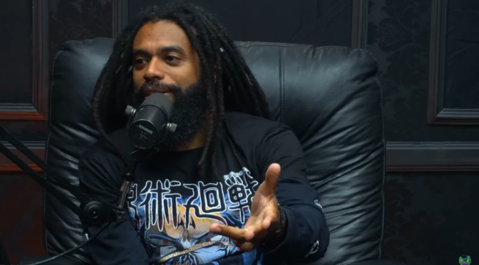 Black Pantera o cara abomina a existência da diversidade. Ele quer um branco, loiro de olho azul e falando de dragões