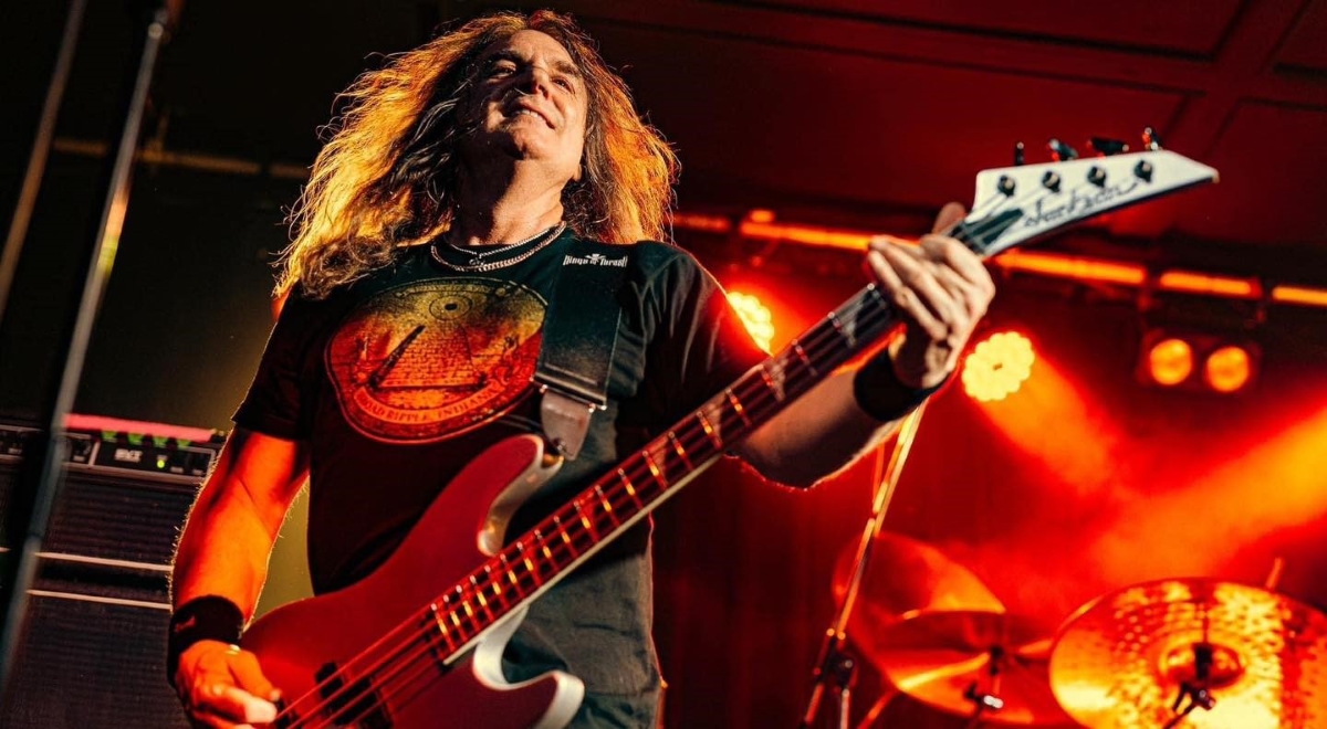 David Ellefson elogia o Metallica por não usar faixas pré-gravadas, essa é a beleza de uma performance humana real