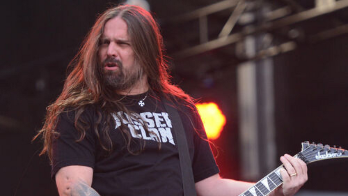 Sepultura Muita choradeira. Coisa de ex-marido que não aceita o fim do casamento. Slipknot teve uns 18 membros e ninguém fala nada, diz Andreas Kisser