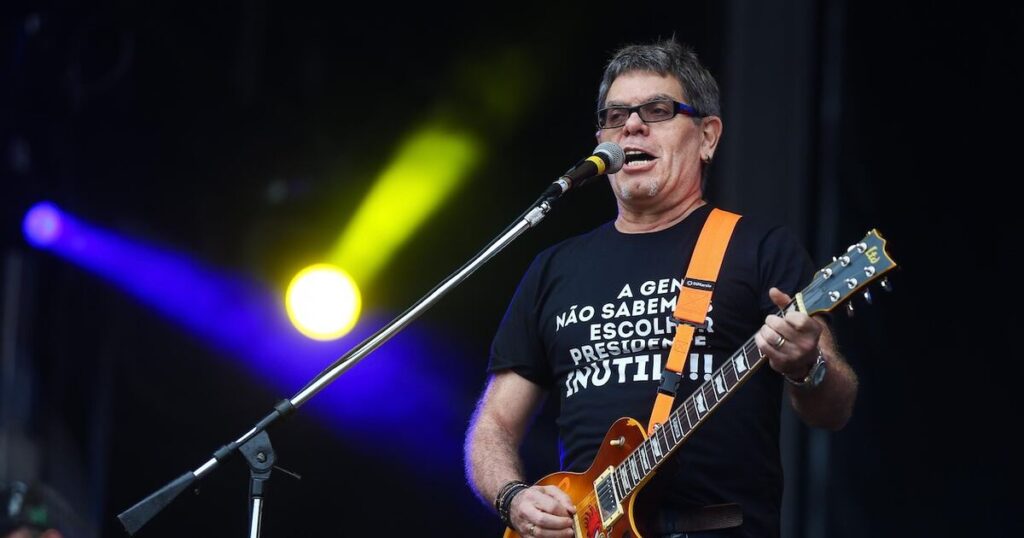 Ultraje a Rigor ostracismo em que todo dia milhões lembram de mim, incluindo você Sai dessa bolha, xarope!, dispara Roger Moreira
