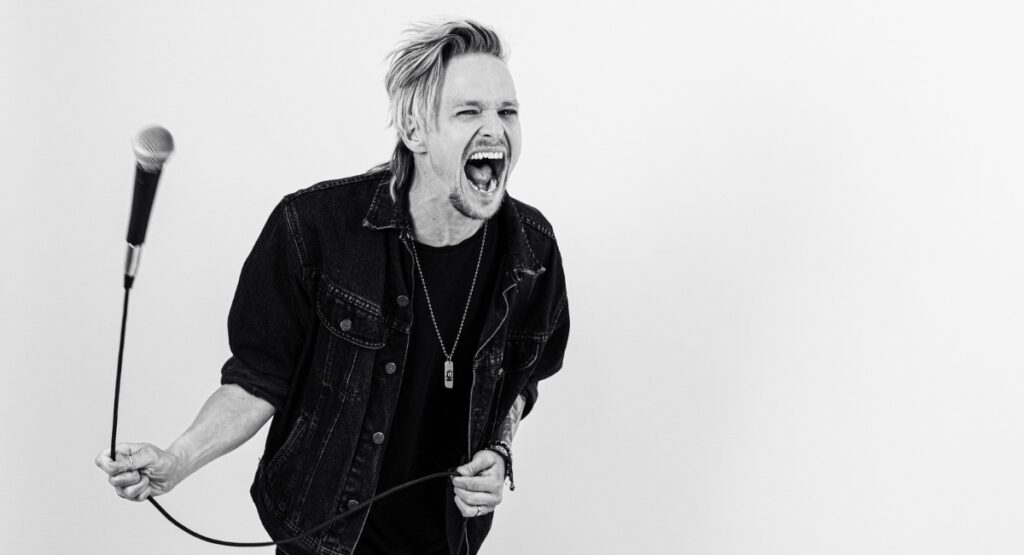 10 vocalistas de rock da nova geração que estão arrebentando!