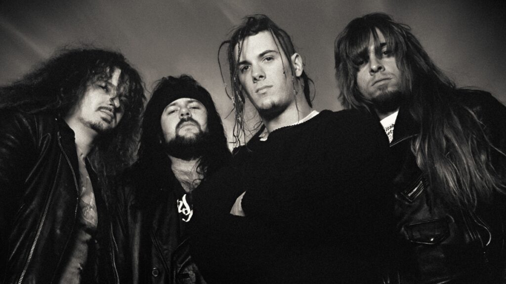 Mike Portnoy o Pantera carregou a bandeira do metal nos anos 90. E dou crédito ao Machine Head e Sepultura também