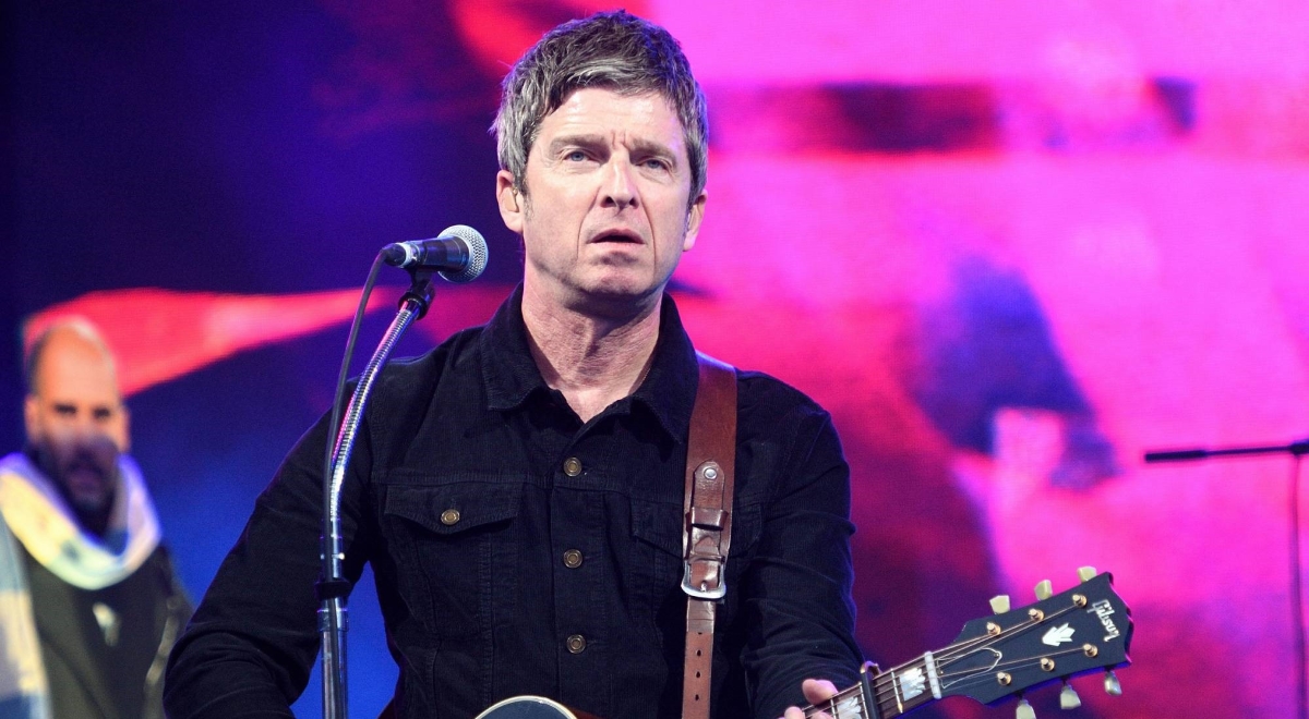 Oasis Noel Gallagher é chamado de falso por criança e vídeo viraliza