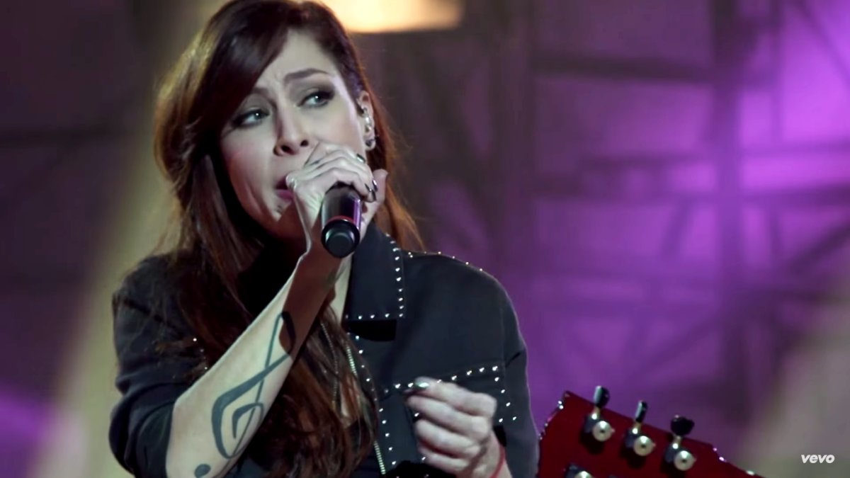 Pitty eu realmente não entendo o porquê não tem uma artista feminina de rock no palco principal do Rock In Rio