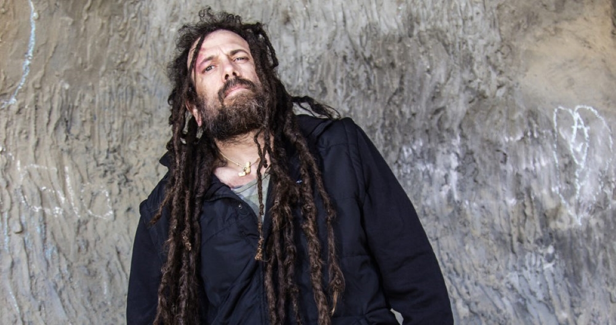 Six Feet Under Chris Barnes abandona discurso antipolítico e decide apoiar Donald Trump