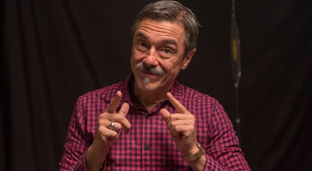 Titãs Jesus Cristo é progressista, afirma Charles Gavin