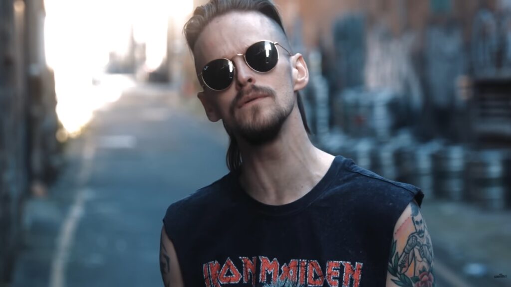 Erik Grönwall divulga versão reimaginada de "Wasted Years", clássico do Iron Maiden