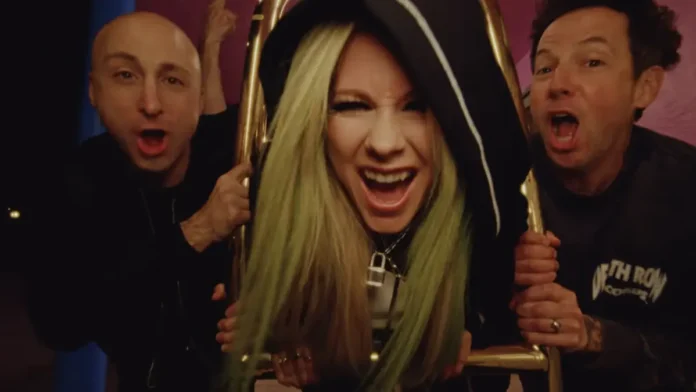 Avril Lavigne e Simple Plan lançam nova música 